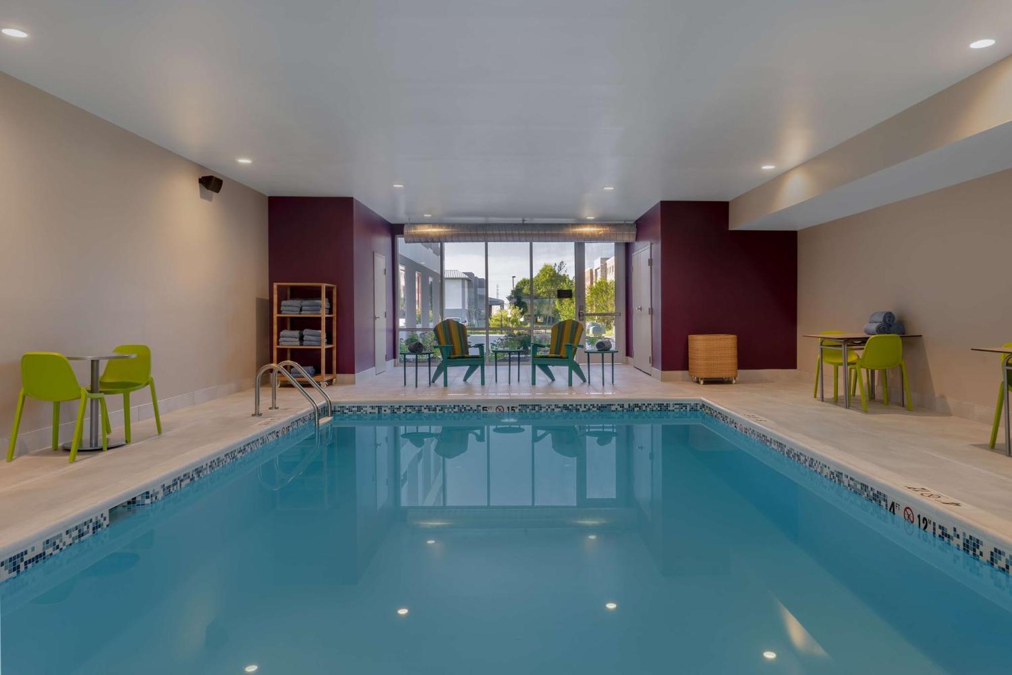 Home2 Suites By Hilton كوكومو المظهر الخارجي الصورة